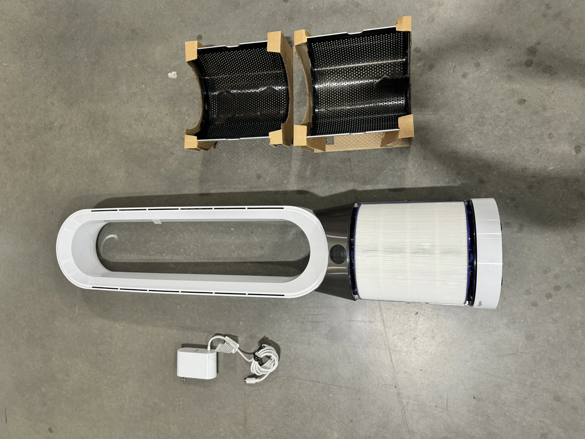 Pre-Owned Dyson TP04 Pure Cool Purifying Connected Tower Fan 310124-02 - White (Fair)